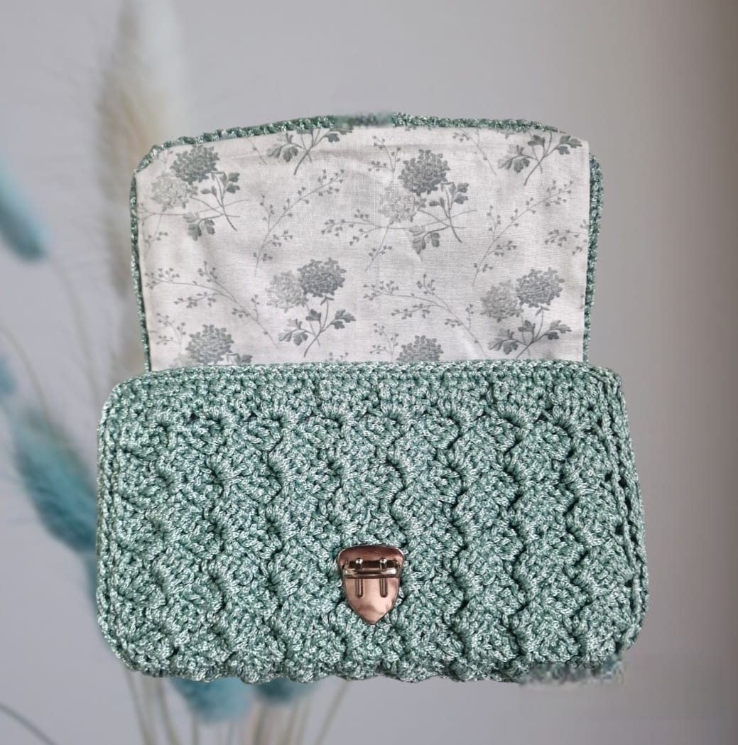 Pochette con fodera